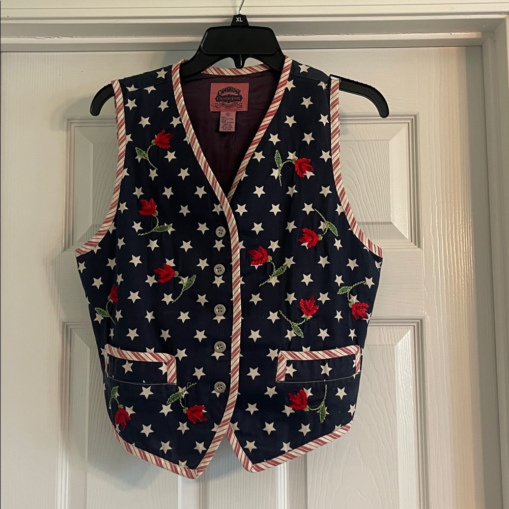 Cambridge Country Store Roses and Stars Vest-Size Medium